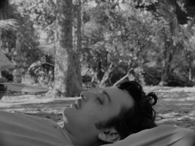 Charulata-1964-GIF-00-42-10-swing