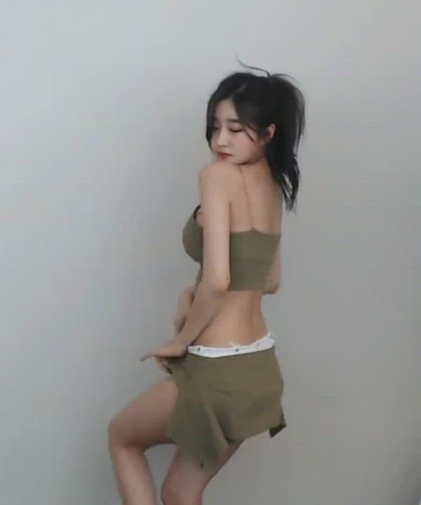 Ass Dancing Korean gif