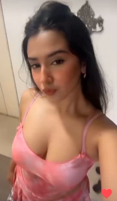 cleavage indian selfie gif