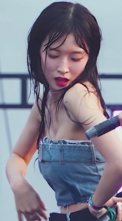 Arin Oh My Girl - Water - Kgirls made this gif