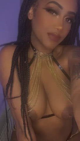 big tits chaturbate ebony model naked natural tits piercing sensual teen gif