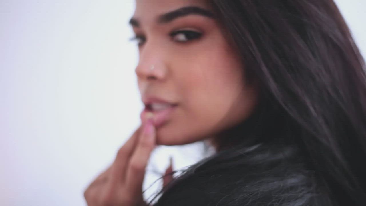 Colombian Ebony Indian Latina Lips Sex gif