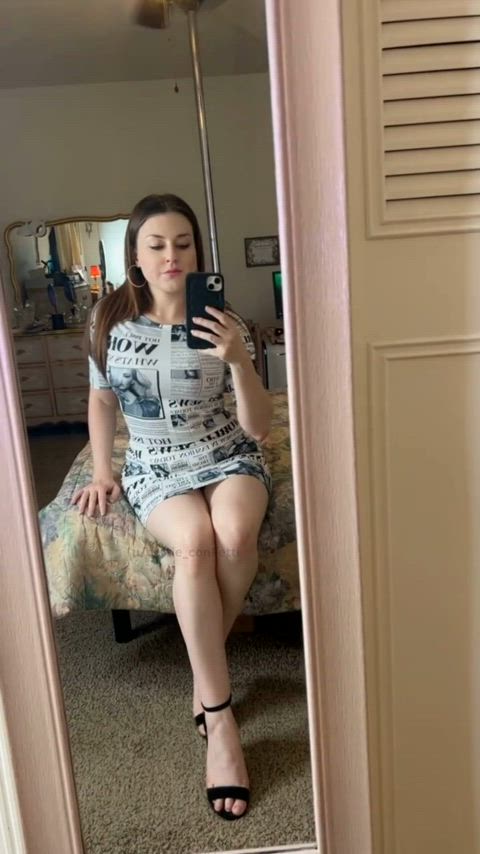 legs onlyfans tight gif