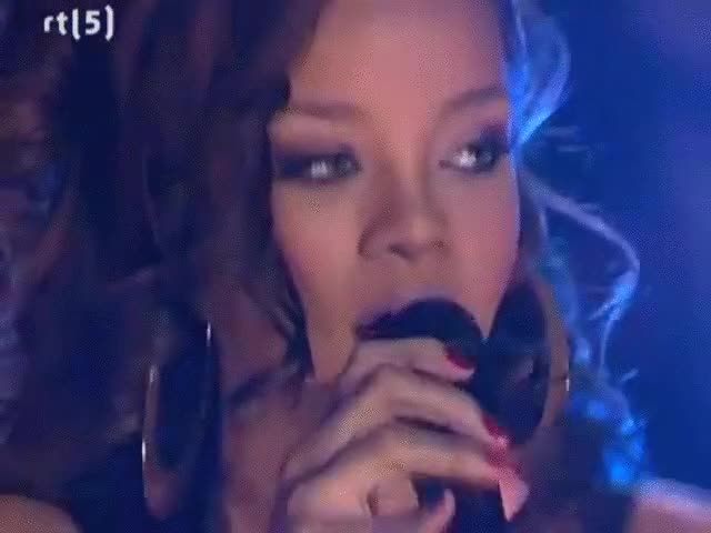 Rihanna - SOS (Jensen - 27-May-2006) [Wink 1]