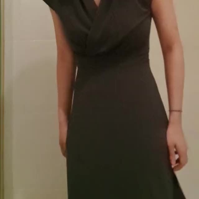 I like this dress, do you?
