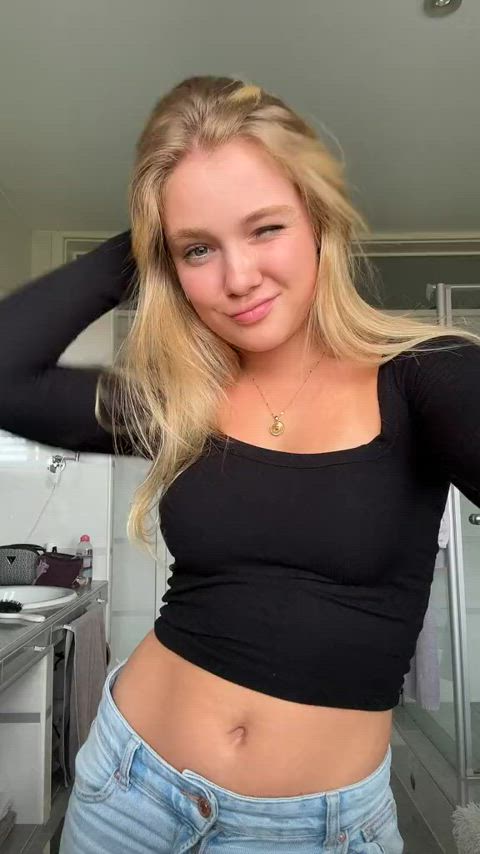 blonde dancing german tiktok gif