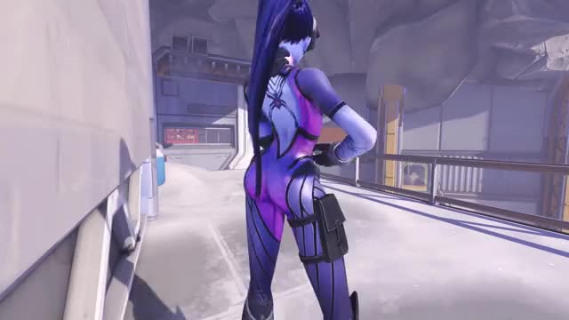 Widowmaker Showbutt