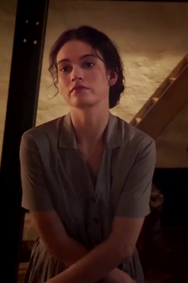 Lily James Porn GIF by Celebtag | RedGIFs