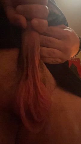 UK chubby daddy getting harder by the second. What would you like to do with my cock.