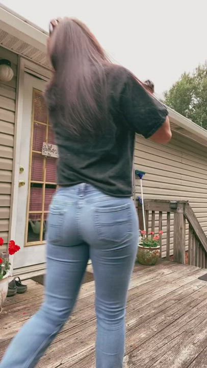 Another cute ass