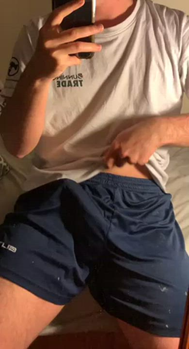 18 [M4A] willing to tribute, preferably girls;) hmu on here or snap idm, user is