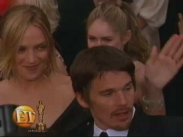 Uma Thurman at the 2002 Oscars