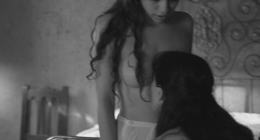 lesbian spanish movie gif