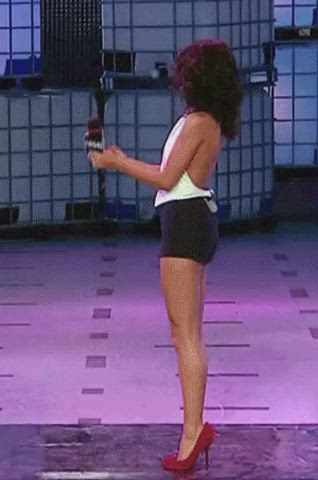 legs selena gomez sexy gif