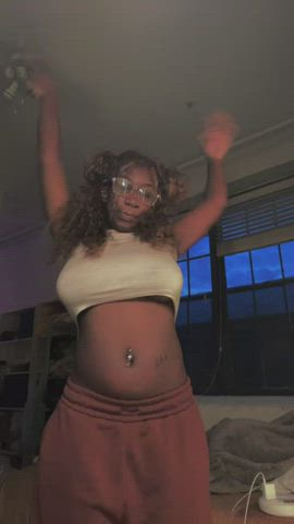 braless dancing ebony jiggling pierced pokies gif