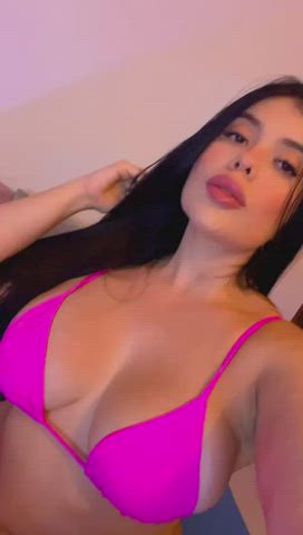 big tits curvy latina russian virgin webcam gif