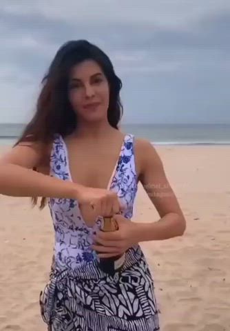 beach bikini bollywood braless celebrity cleavage indian sri lankan gif