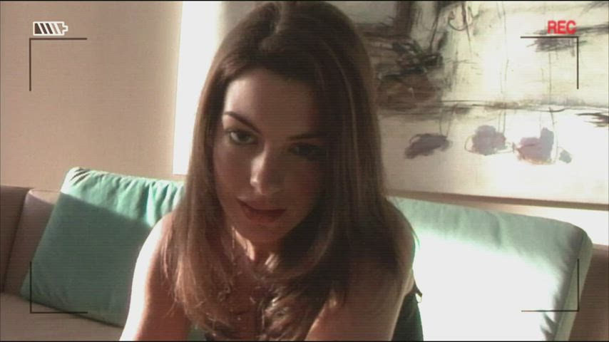 Anne Hathaway Celebrity Couch Sex gif