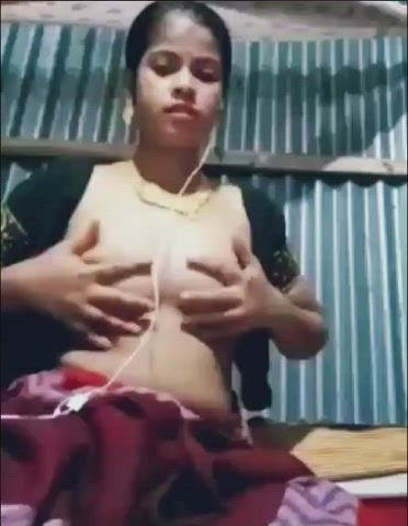 bangladeshi bhabi desi dildo masturbating pussy pussy spread saree tits gif