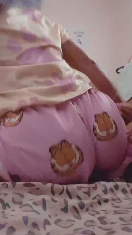 ass dancing lapdance gif