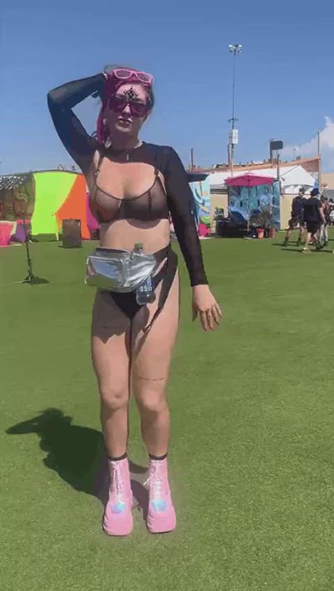 alt big tits dancing dreads see through clothing gif