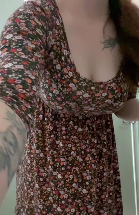 This dress hides what little curves I have ? better to show em of[f] here anyway