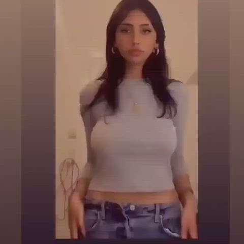 Belly Button Big Tits Busty Dancing Huge Tits South American gif