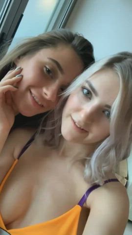 Cute teen lesbians bring each other to juicy orgasm