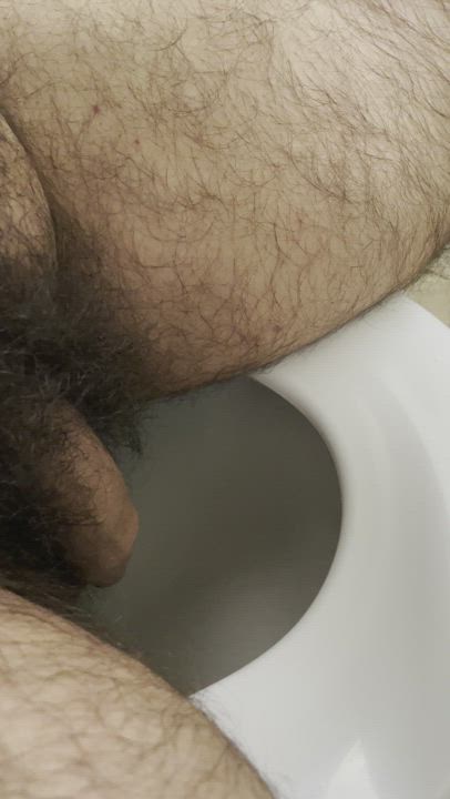 A little uncut pee