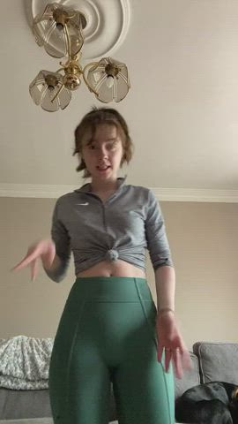 Ass Belly Button Jiggling Ponytail TikTok Yoga Pants gif