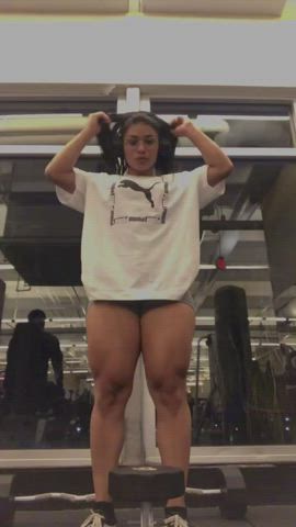 Glasses Gym Hispanic Latina Legs Muscular Girl Nerd Thick Workout gif