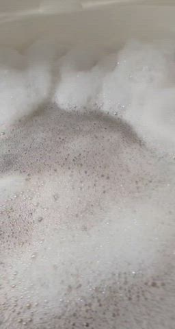 bbw bath bathtub legs thick thighs gif