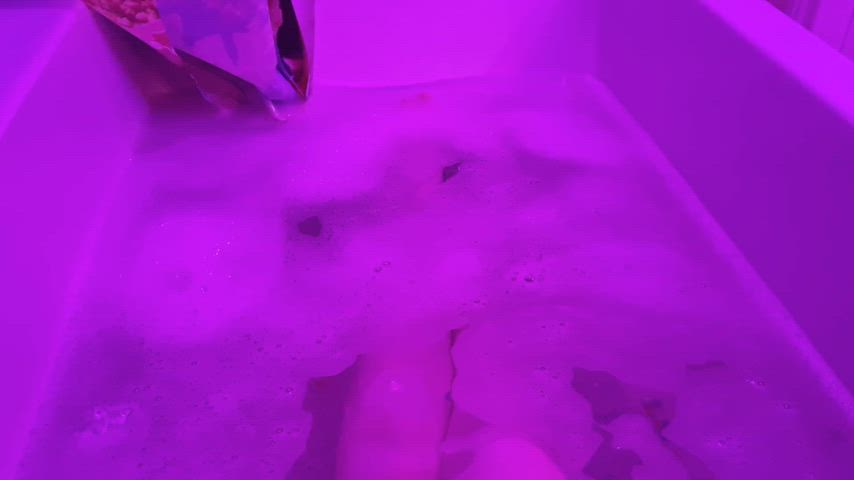 amateur bathtub feet nsfw onlyfans petite tits gif