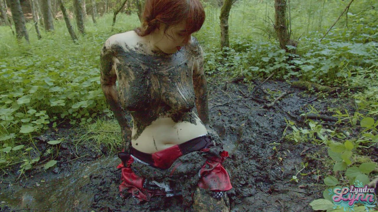 Big Tits Boobs Cosplay Female German Messy Outdoor Redhead Undressing gif
