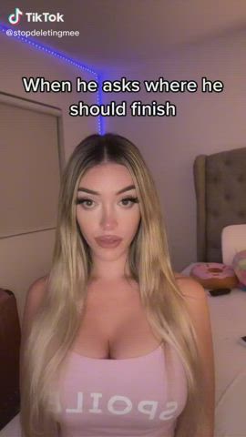 Cleavage Eye Contact Facial TikTok Tongue Fetish gif