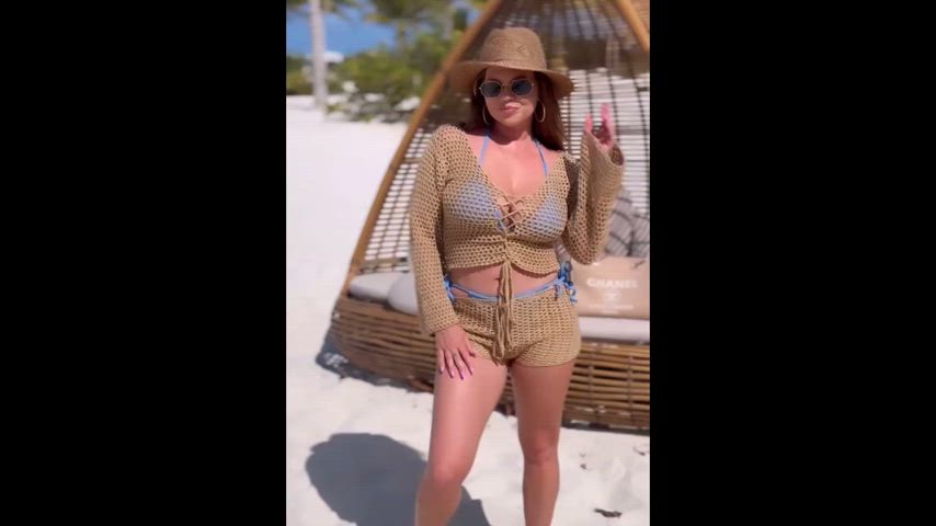 big tits bikini blonde booty celebrity milf pawg thick gif