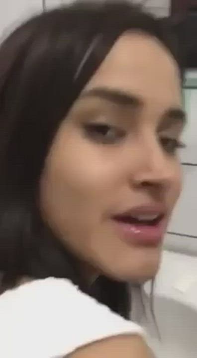 Latina gets clapped