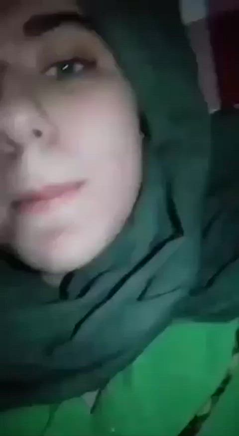 amateur arab dildo goonette gooning hijab masturbating muslim teen turkish gif