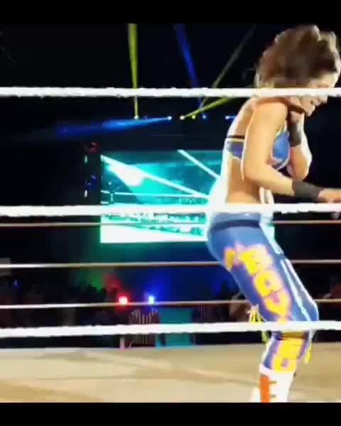 Bayley's ass on ropes