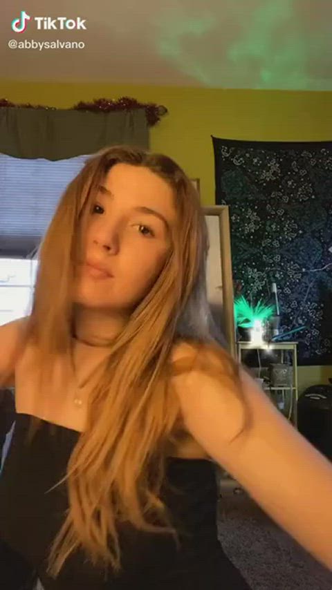 18 years old babe dancing girls pretty sensual sex smile teen tiktok gif