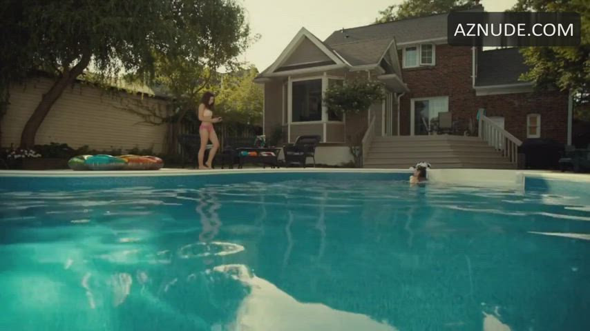 abs bikini brunette gif