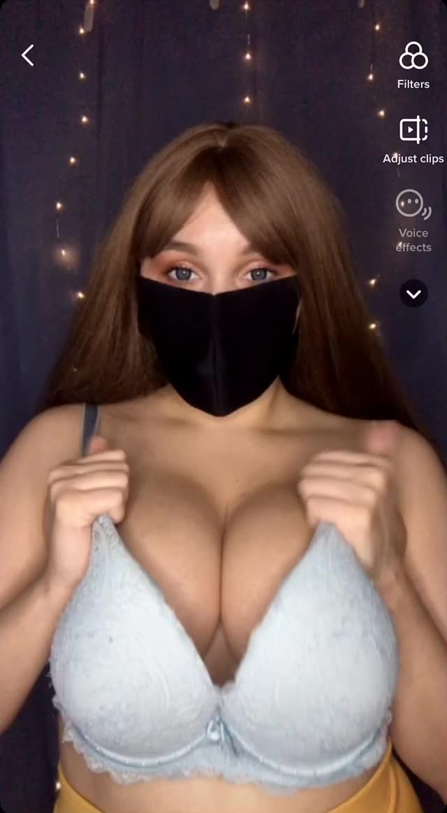 titty dancing tiktok :)