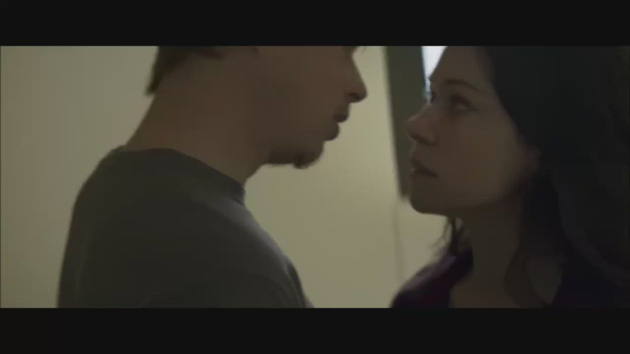 Tatiana Maslany in Two Lovers and a Bear