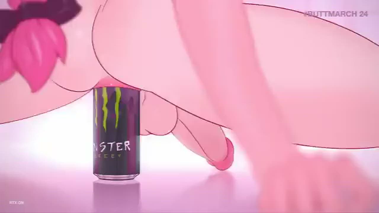 Astolfo and a Monster can (tailbox)