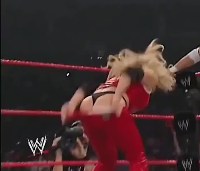 Trish Stratus