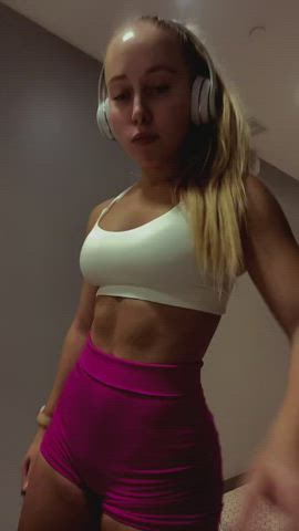 amateur big ass big tits college dirty blonde fitness pawg tiktok gif