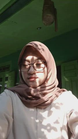 hijab indonesian teen gif