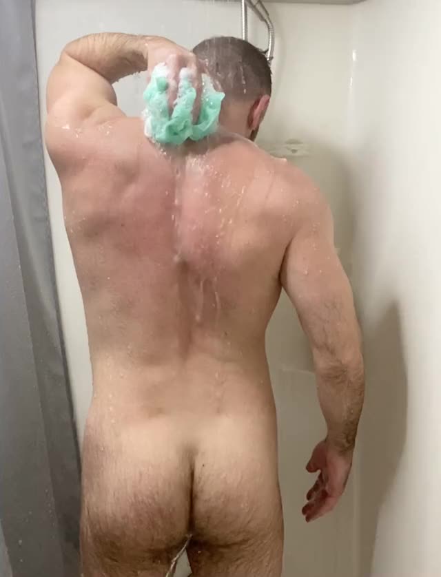 JeremyGrey2020 in the Shower