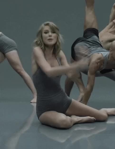 Taylor Swift gif 17