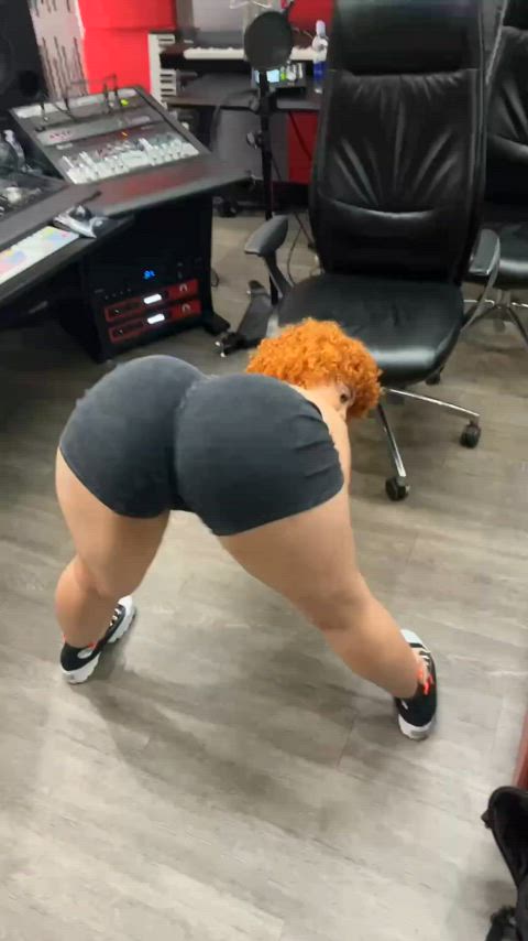 ass ass shaking celebrity thick thick thighs twerking gif